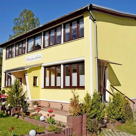 Haus Sonnenschein Homestay Sellin (Rugen)